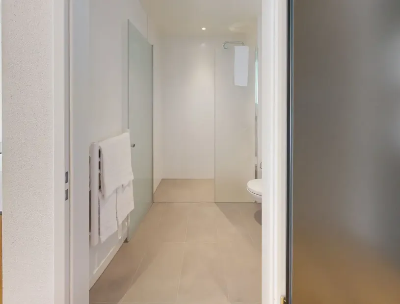 MOOI-Biel-Basic-Apartment-Foto-4-Badezimmer