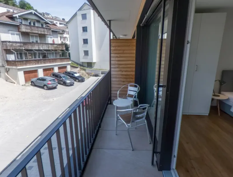 Balkon mit Sitzplatz