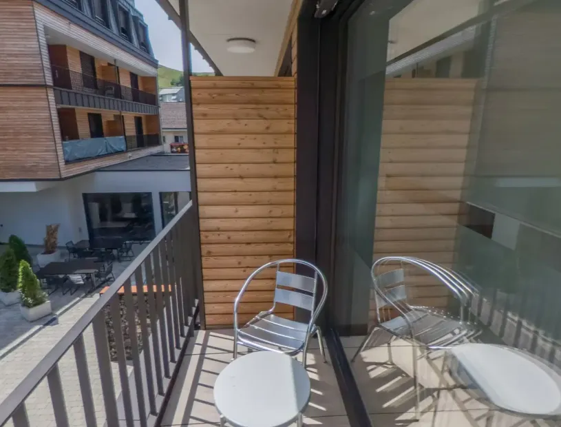Balkon mit Sitzplatz